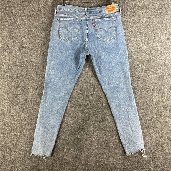 Levi's Women's Skinny Jeans in Light Blue - Picture 8 of 10